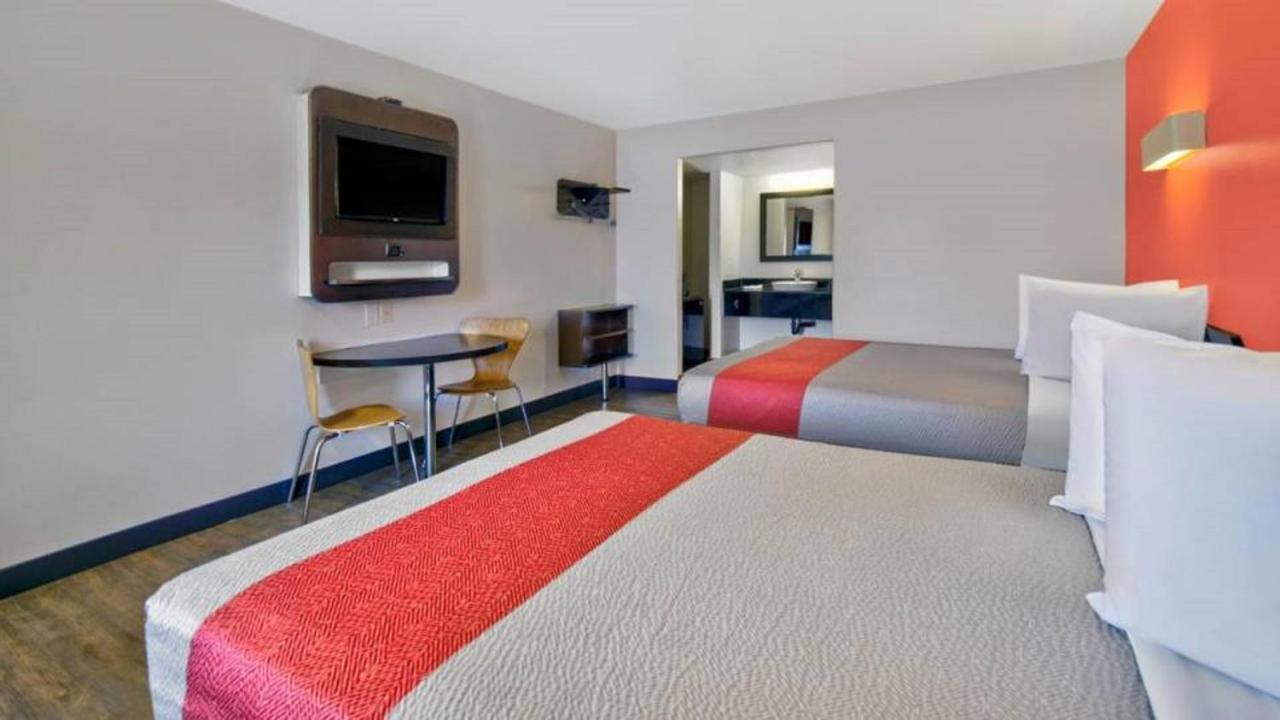 Motel 6 Victorville Ngoại thất bức ảnh