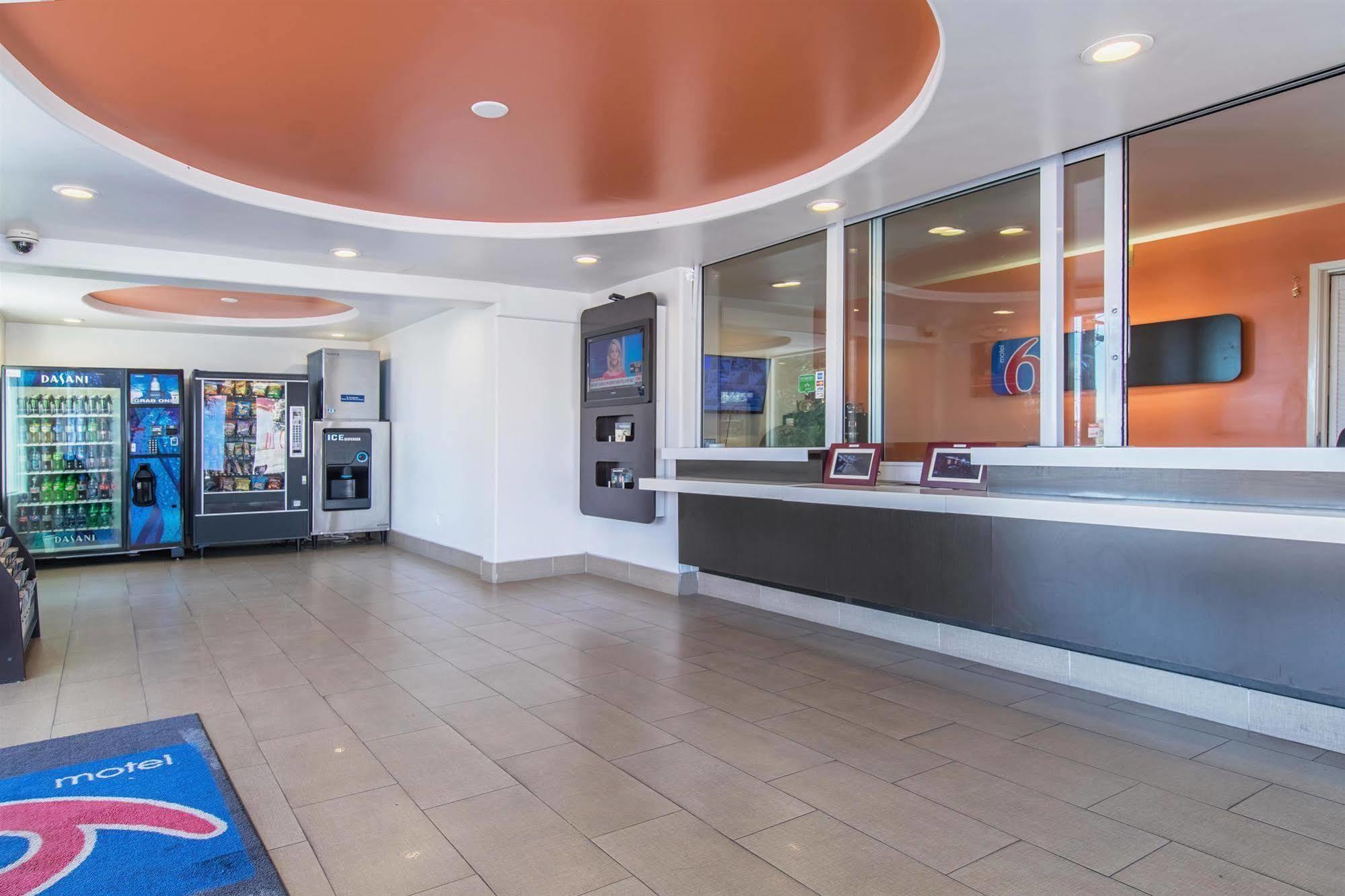 Motel 6 Victorville Ngoại thất bức ảnh