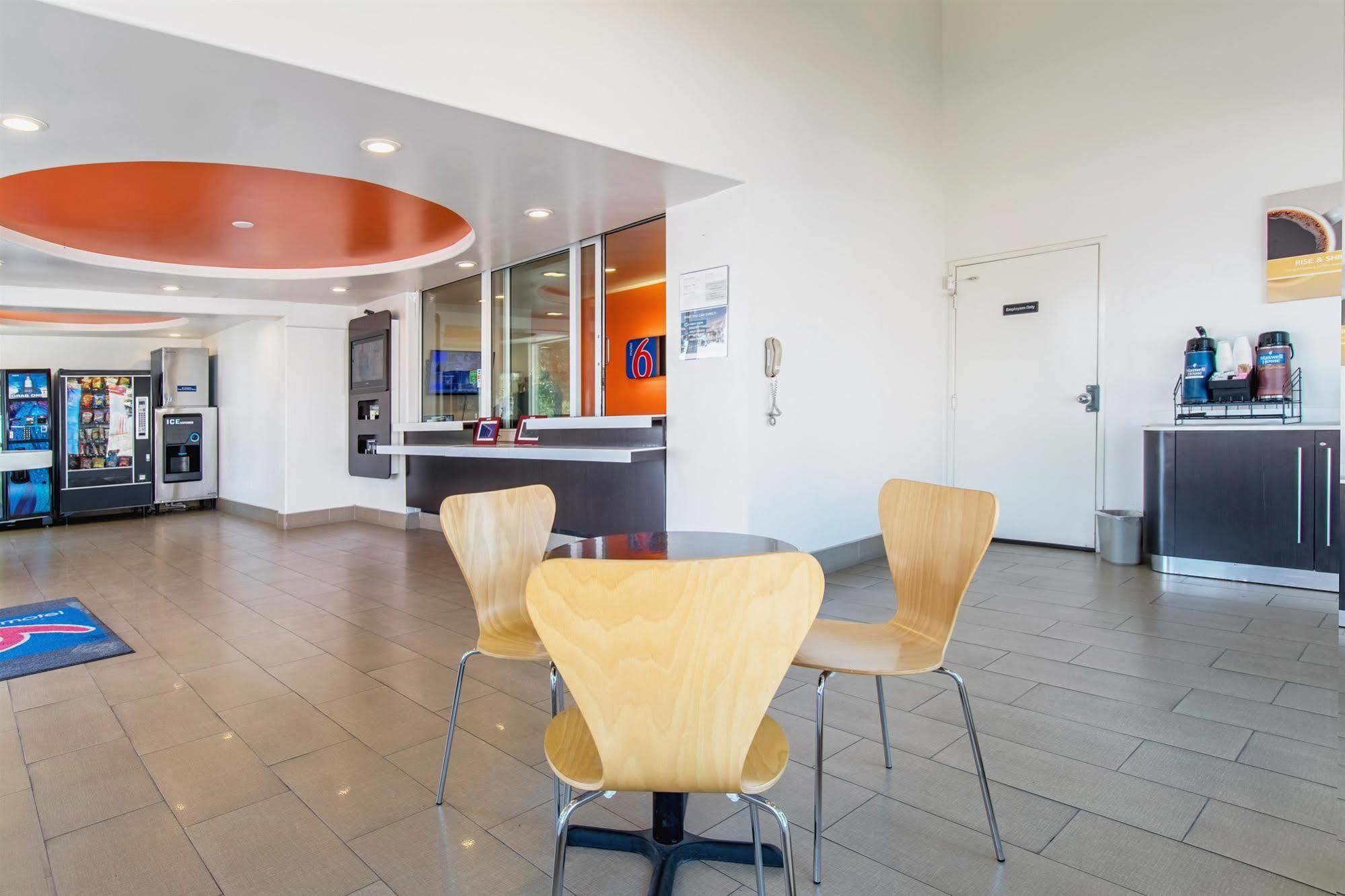Motel 6 Victorville Ngoại thất bức ảnh